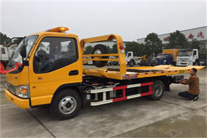 株洲哪里有拖车服务